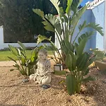 Con Piscina, Soleada, Tranquila Y Centrica