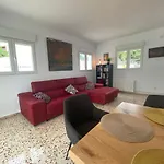 Con Piscina, Soleada, Tranquila Y Centrica Villa Calpe