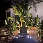 Con Piscina, Soleada, Tranquila Y Centrica