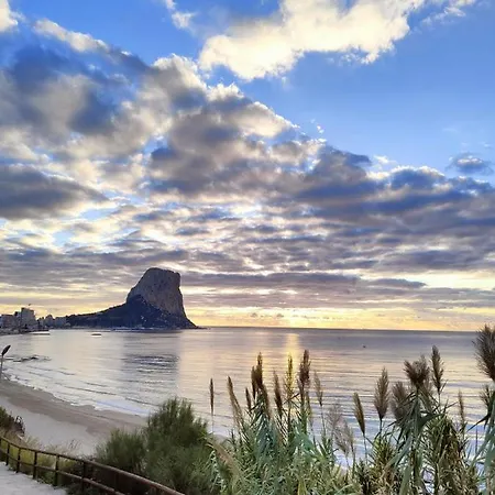 Con Piscina, Soleada, Tranquila Y Centrica * Calp